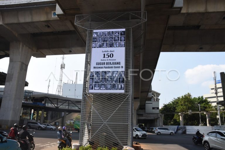 perjuangan-tenaga-kesehatan-melawan-pandemi-covid-19-r555-dom.jpg